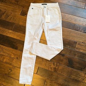 NWT white skinny Kancan jeans